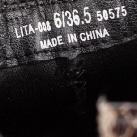 Dirty Laundry Lita Python Snake Print Chelsea Boots – Women’s 6 - Picture 7 of 14